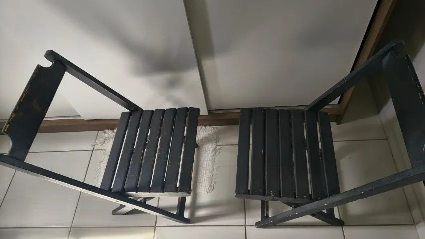 vendo 2 cadeiras estilo Bar