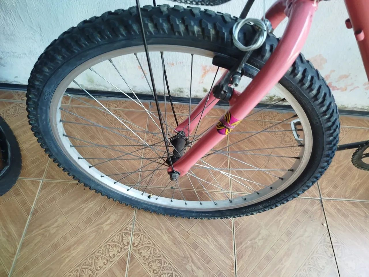 Bicicleta feminina aro 24 - Foto 2