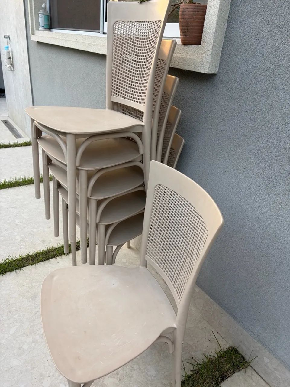 Cadeira de plástico (polietileno) 