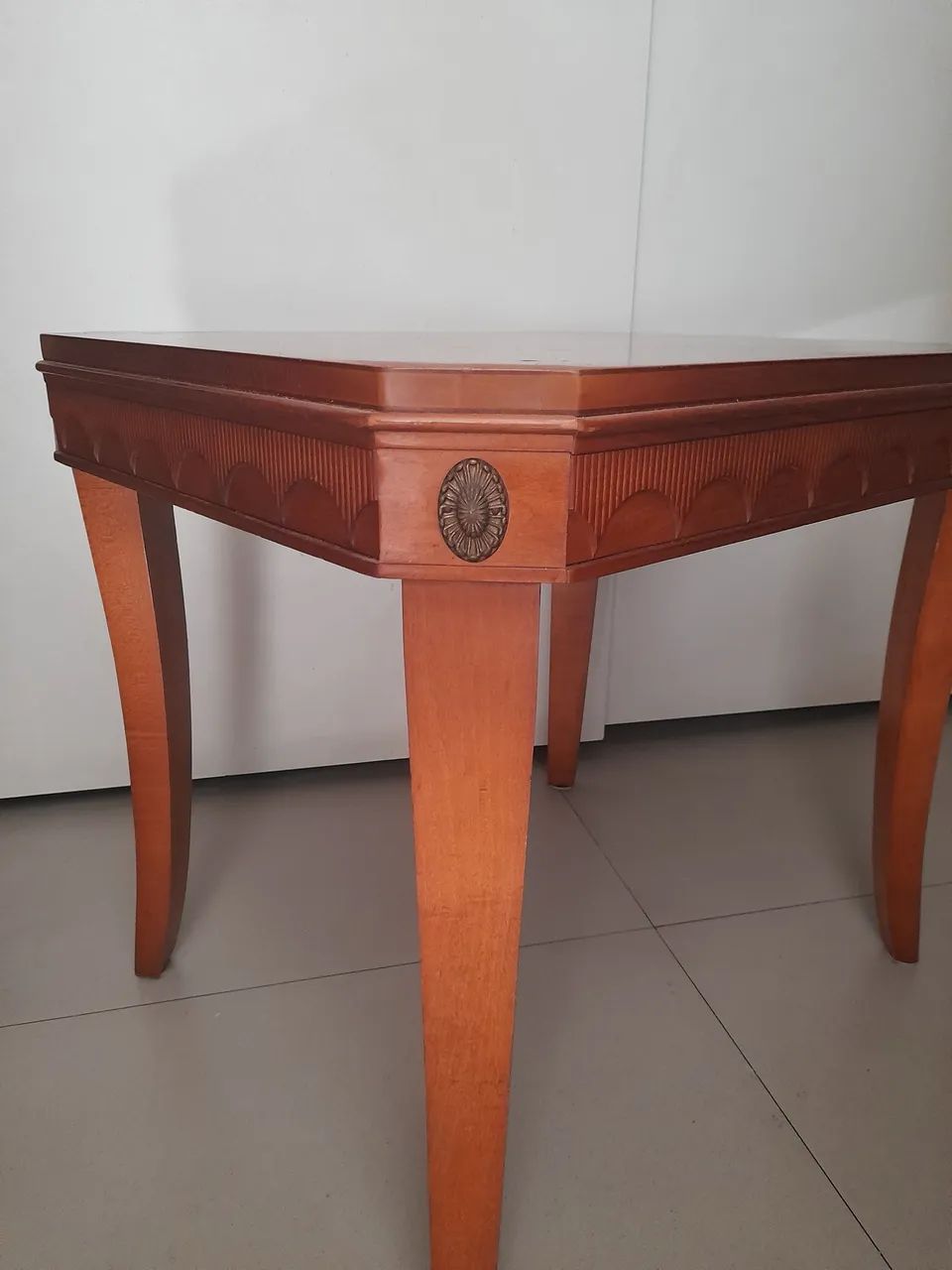 Mesa de canto