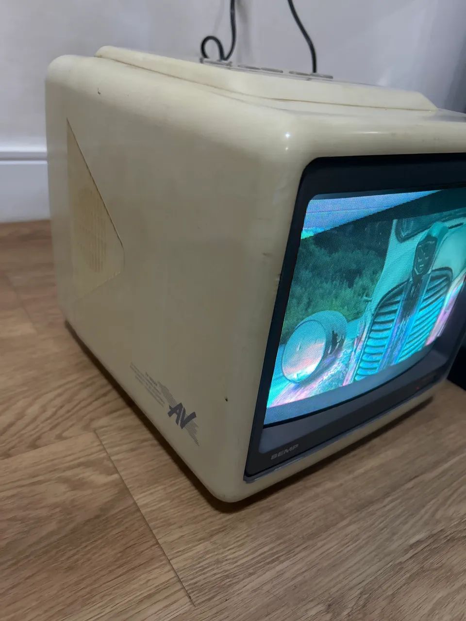 TV Semp 1022AV 10 Pol  - Foto 3