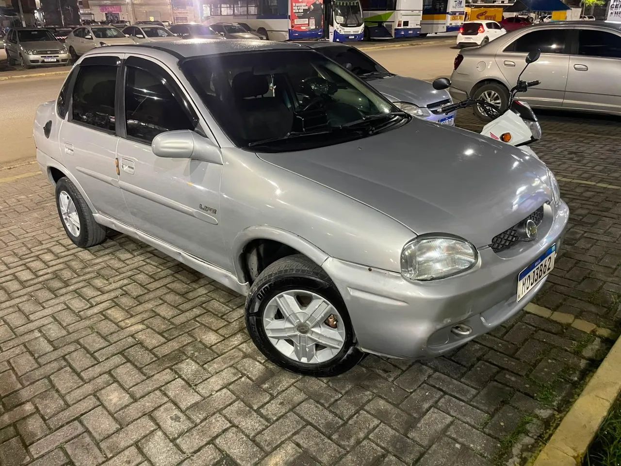 Chevrolet Corsa GLS 1.6 MPFI 5P 2001