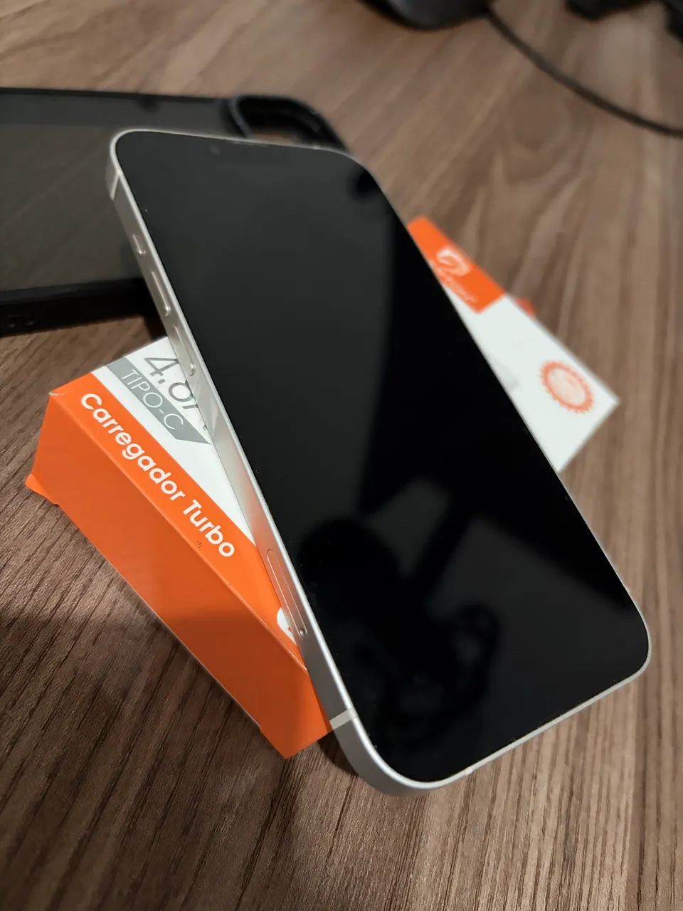 iPhone 13 128GB Branco  - Foto 3