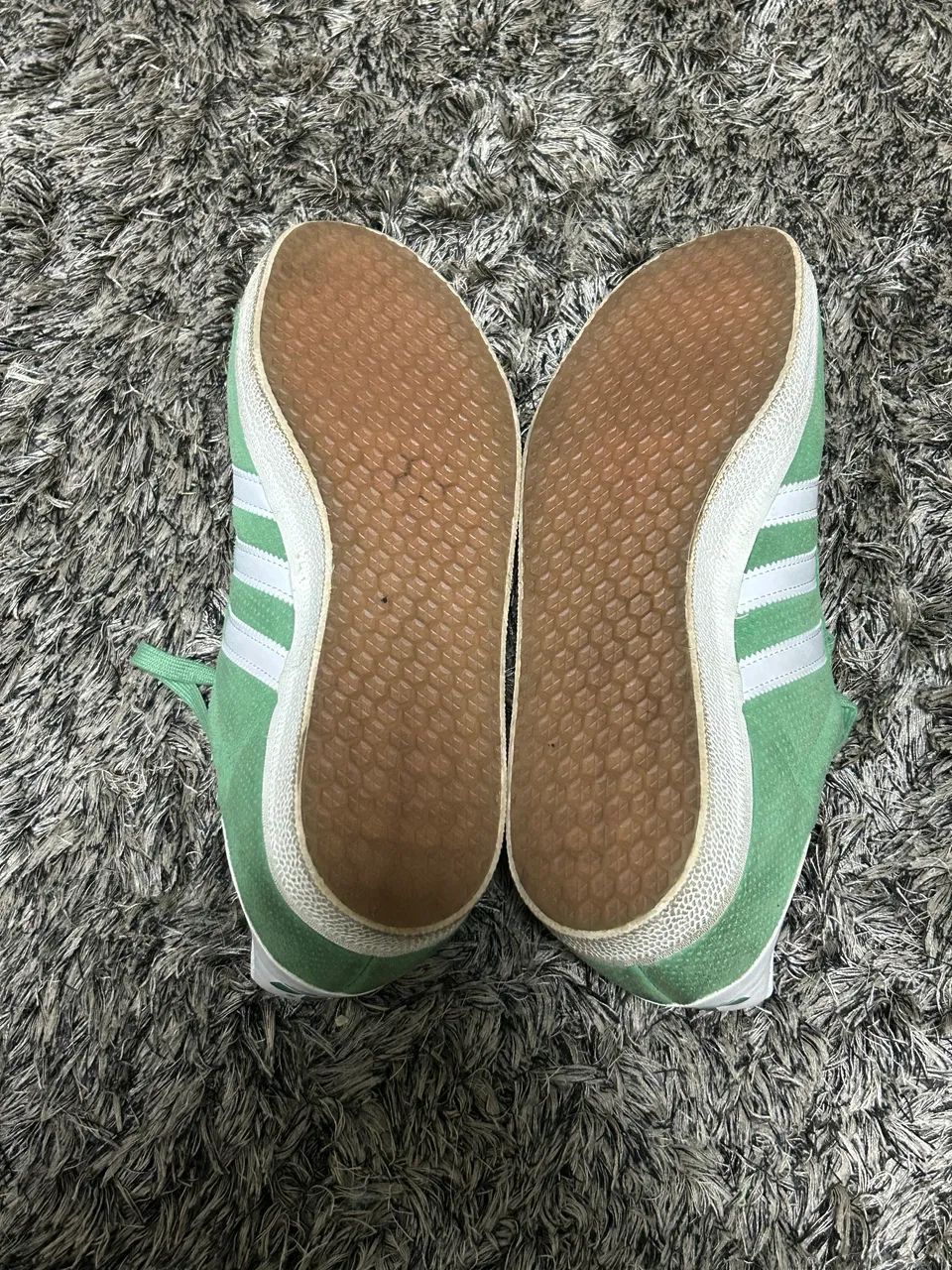 Tênis Adidas Gazelle Verde e Branco - Foto 4