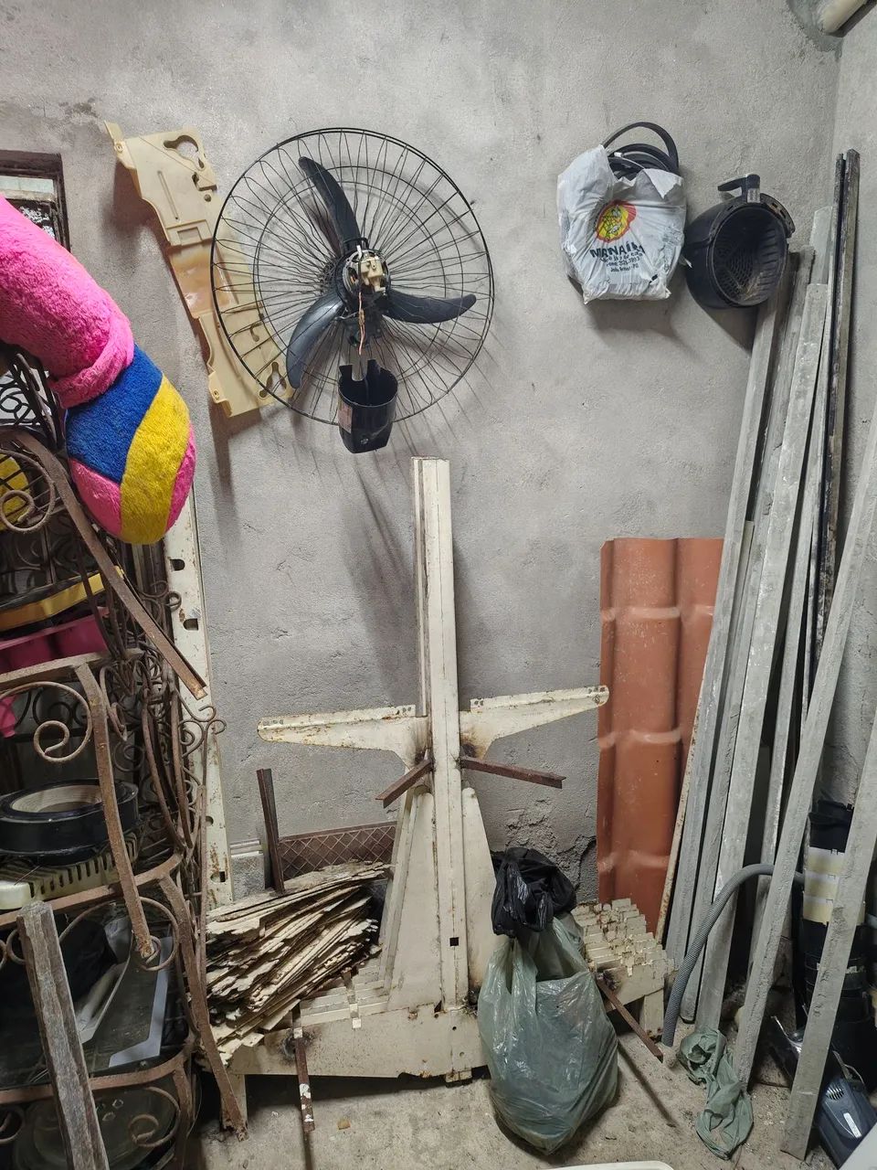 Gôndolas para comércio desmontadas - Foto 2