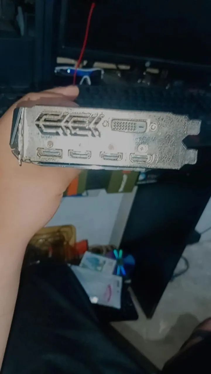 GTX 1050 4GB - Foto 2