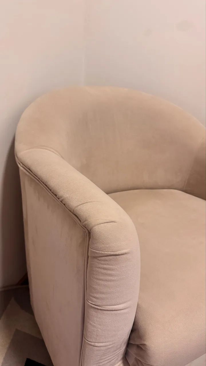 Poltrona em Suede Bege - Foto 3