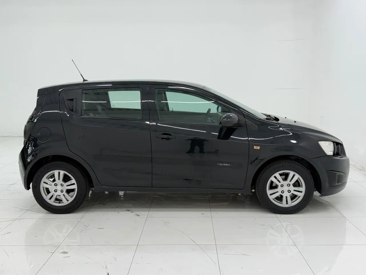 Chevrolet Sonic 2013 - Foto 4