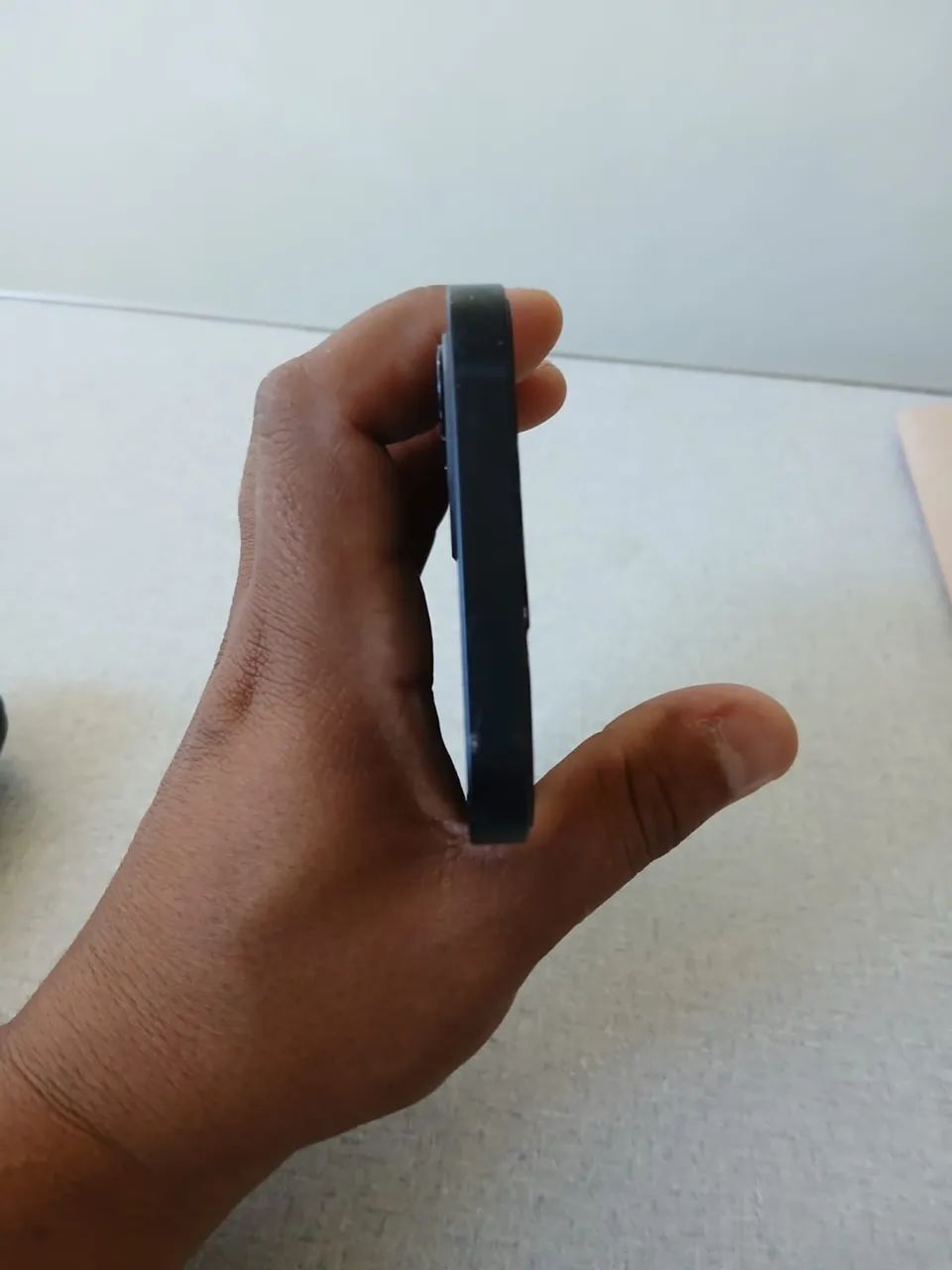 Celular iPhone 12