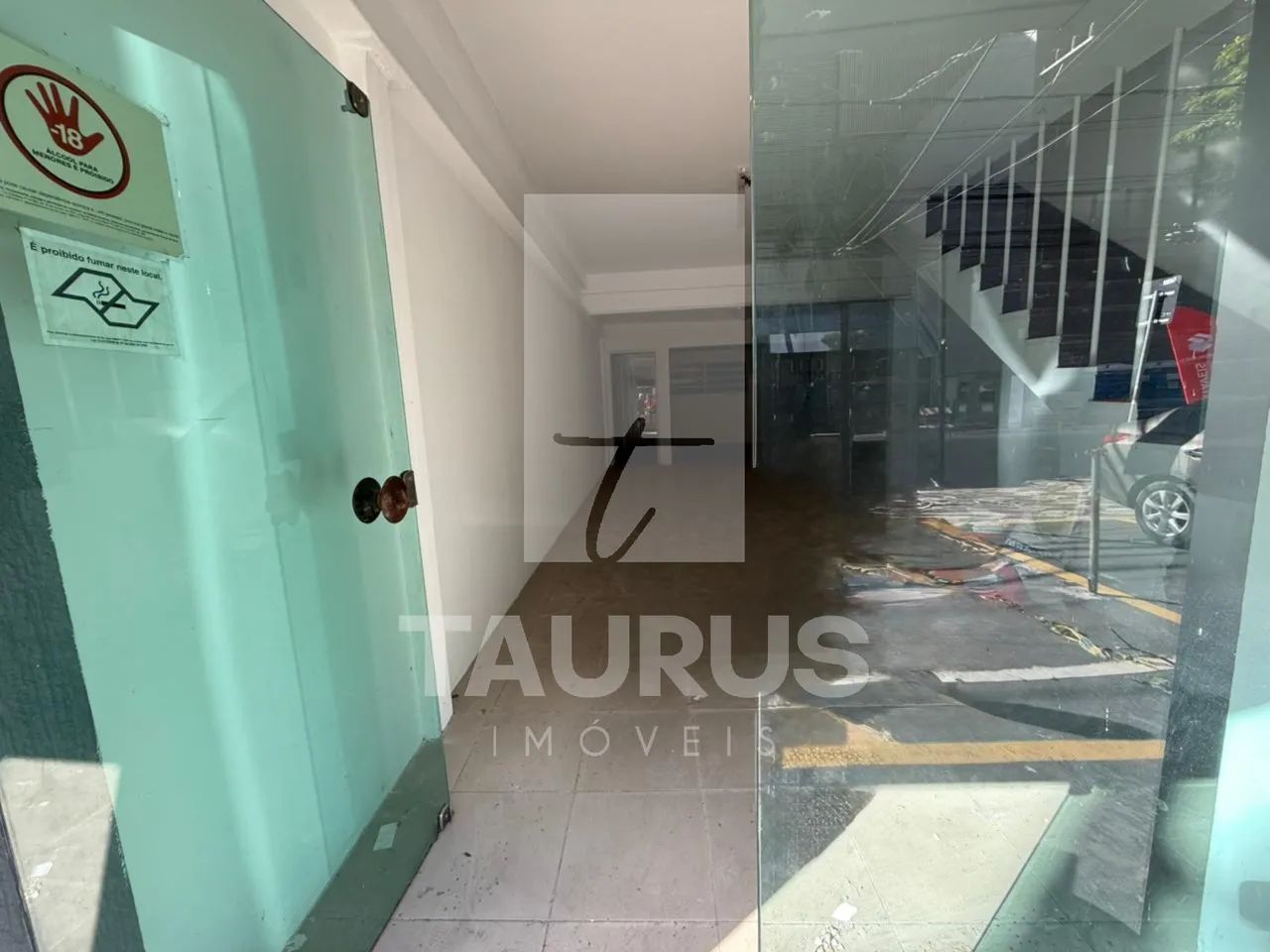 Loja para comprar ou alugar com 80m², 2 vagas, em Moema, São Paulo-SP. - Foto 2