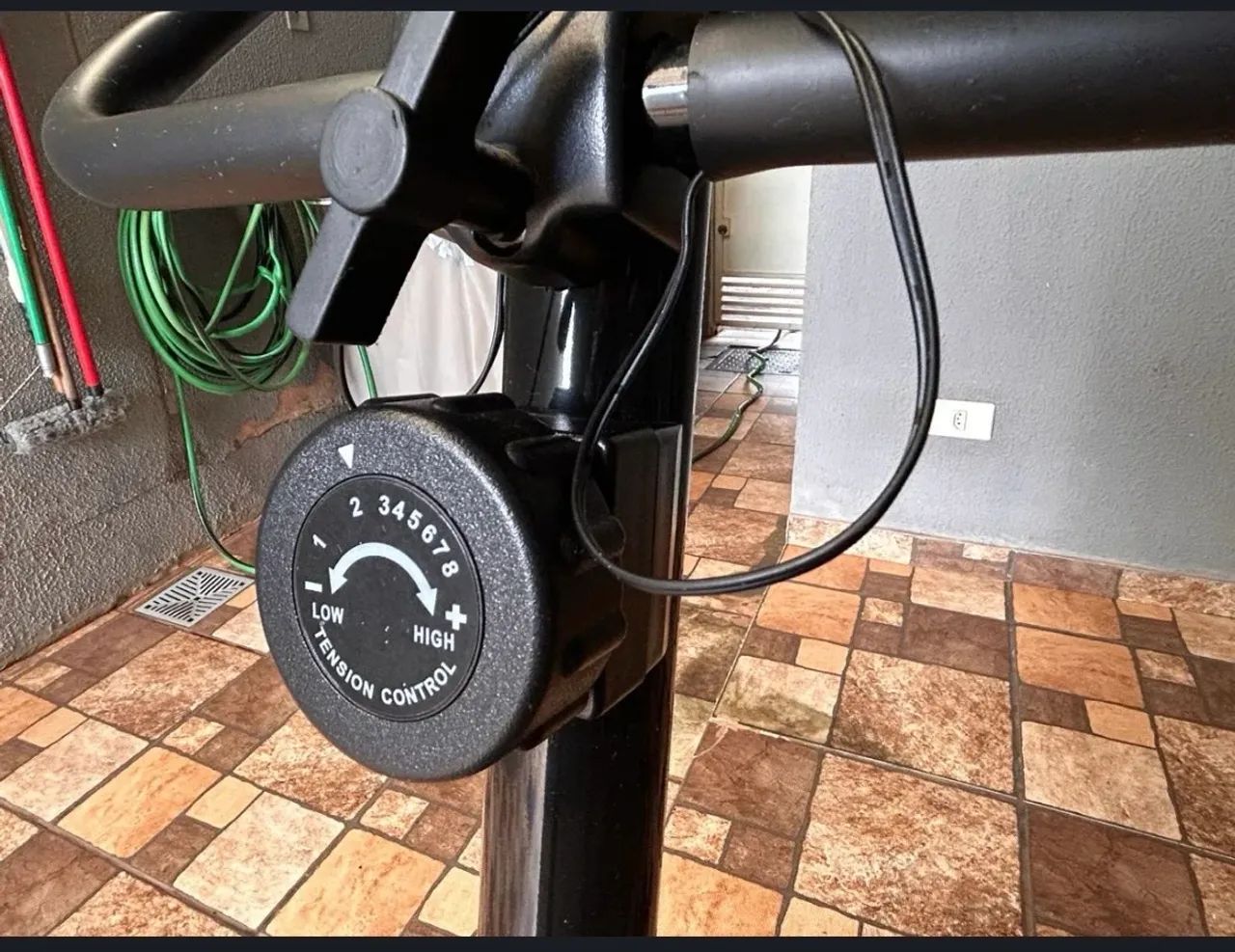 Bicicleta Ergométrica Vertical Gallant - Foto 4