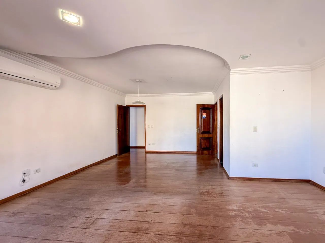 Apartamento para alugar com 3 quartos no Centro de Londrina - Foto 4