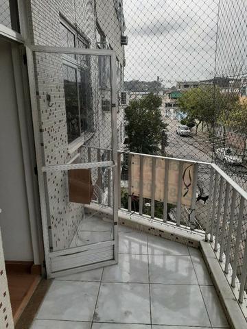 Apartamento de Frente em Irajá, 03 Dormitórios, Varanda, Garagem etc - Foto 12