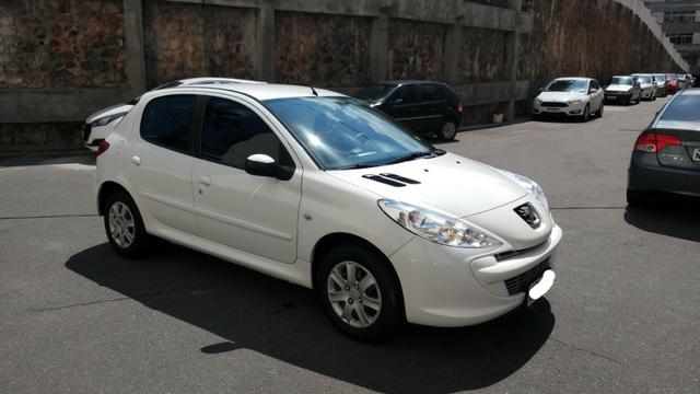 Oportunidade Imperdível! Peugeot 207 XR 1.4 Flex - Foto 4