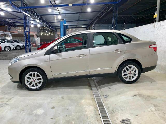 Fiat Grand Siena Essence 1.6 Dualogic - Foto 4