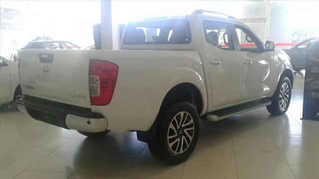 NISSAN FRONTIER 2.3 16V TURBO DIESEL LE CD 4X4 AUTOMÁTICO - Foto 6
