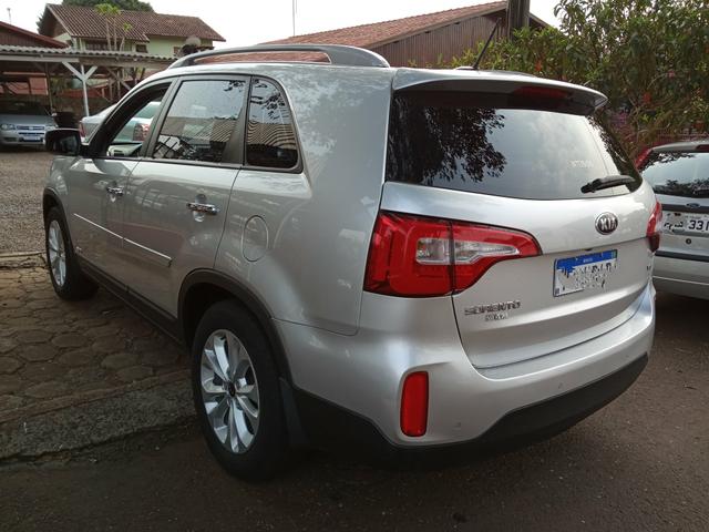 Sorento 3.5 completa 7 lugares ano 2014 - Foto 3