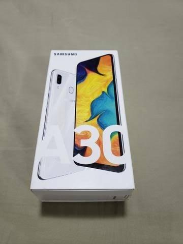 Samsung A30 - 64 GB