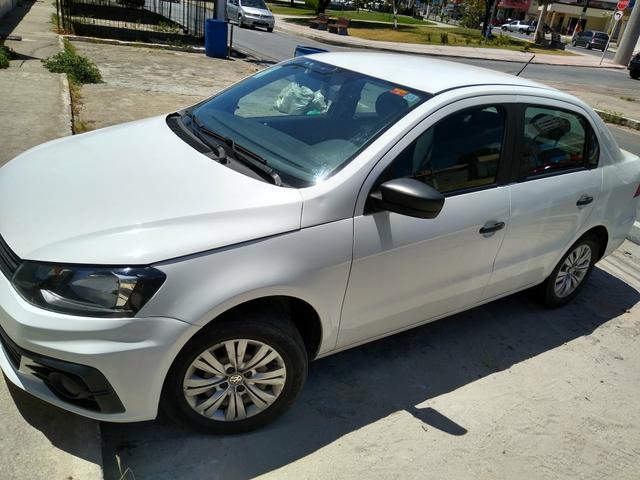 Vendo Voyage Táxi 2017 com Permissão táxi Contatos: *(whatsapp) ou *