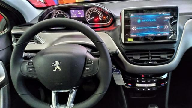 PEUGEOT 208 GRIFFE 1.6 16V FLEX AUT. modelo 19/20 - Foto 9