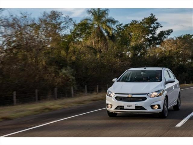 Chevrolet Onix 1.4 Mpfi Ltz 8v
