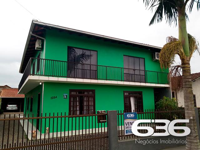 Casa | Joinville | Comasa | Quartos: 4