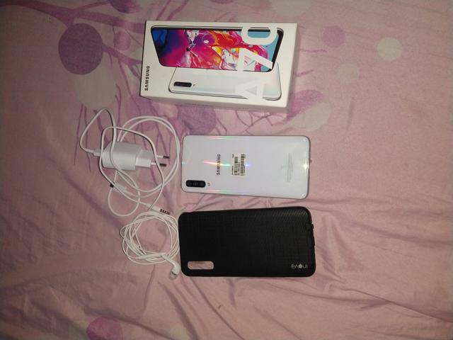 Samsung Galaxy A70 - Foto 3