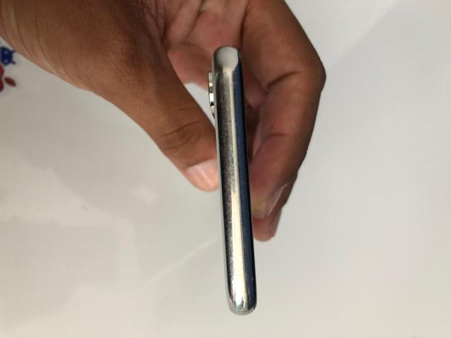 IPhone X 64GB - 7 meses de uso - Foto 3