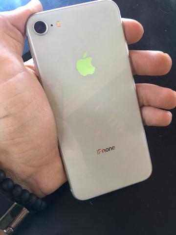 IPhone 8 64Gb - Foto 3