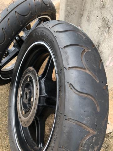 Roda e pneu da CB300 completa - Foto 3