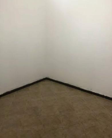 Casa Térrea 1/4 em Itapuã 7 mil - Foto 2