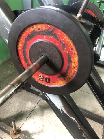 Vendo anilha de 20kg