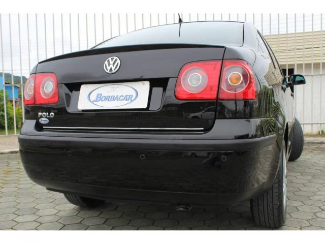 Volkswagen Polo Sedan 1.6 - Foto 10