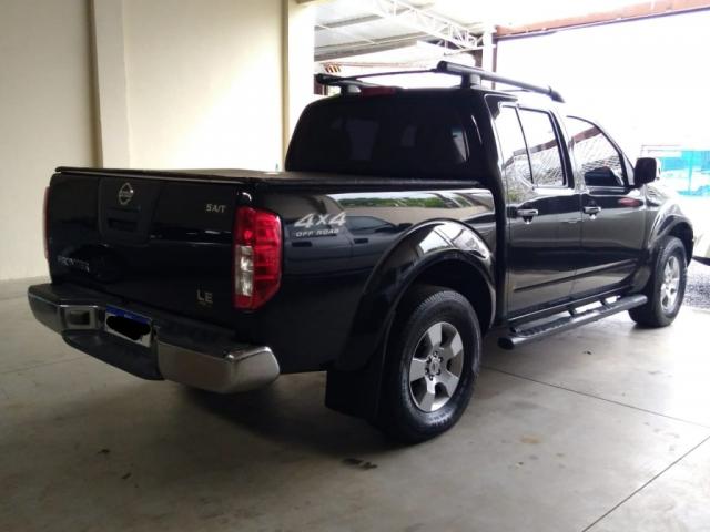 NISSAN FRONTIER LE CD 4X4 2.5 TB DIESEL AUT. - Foto 4