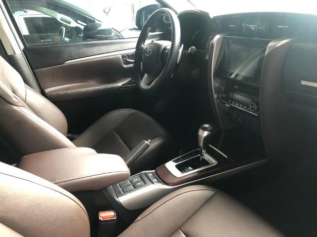 Hilux Srx Sw4 7 Lugares 2018 - Foto 6