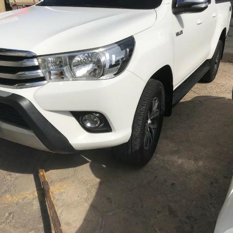 Hilux Toyota top de linha semi nova - Foto 2