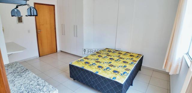 Apartamento com 1 dormitório para alugar, 25 m² por R$ 750,00/mês - Setor Leste Universitá