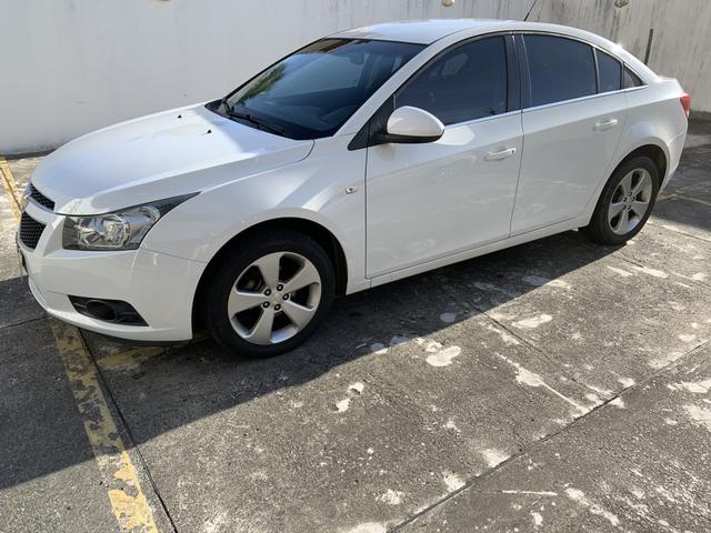 Cruze Sedan Branco LT 1.8 Automático - Foto 4