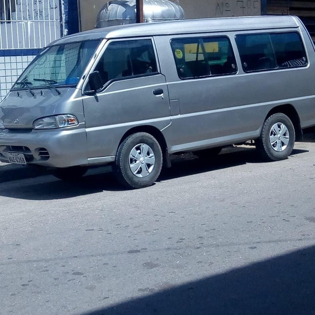 van h100 olx