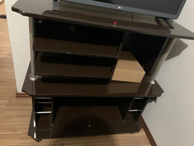 Vende-se mesinha de centro e raque para televisão - Foto 3