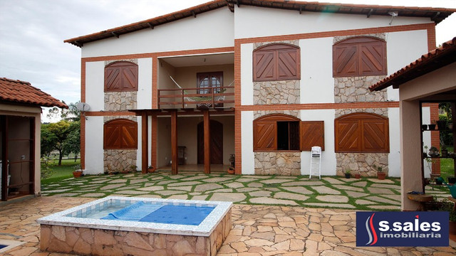 Casa Maravilhosa no Park Way lote com 2.500m² - Brasília - DF
