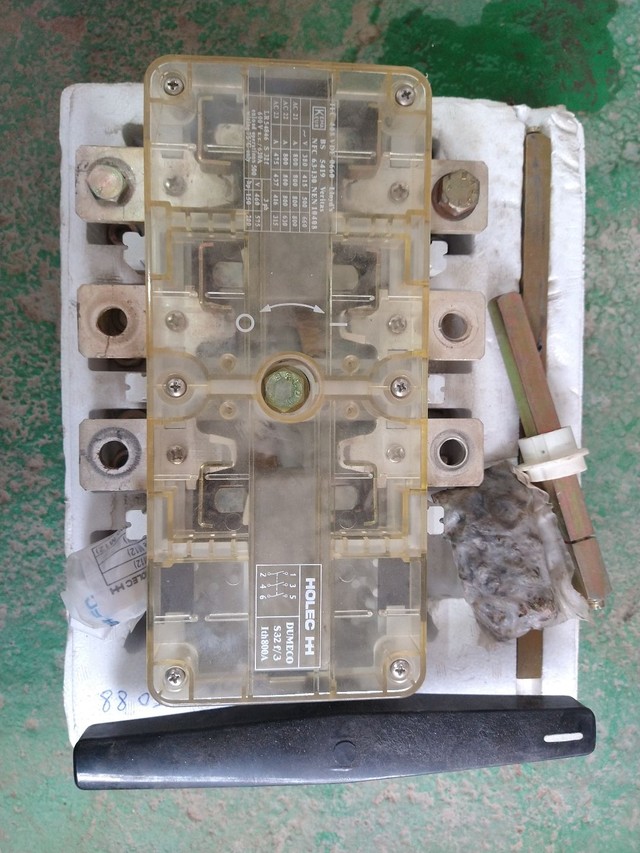 Chave Seccionadora Holec - Tripolar -s32-f/3 -  Ith - 800 A