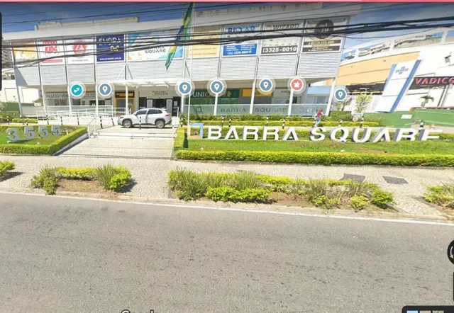 Barra Square Shopping Center