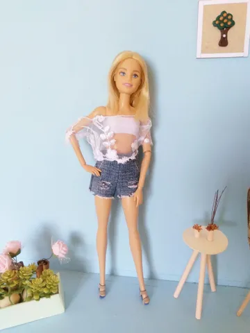 Barbie Boneca com prancha de surfe e cachorrinho de estimação, boneca