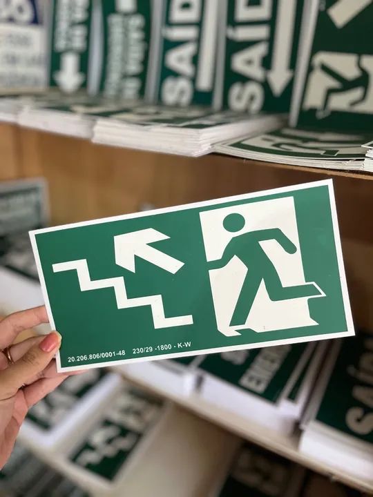 Placa de Sinalização Fotoluminescente - Saída de Emergência Escada - PROMOÇÃO