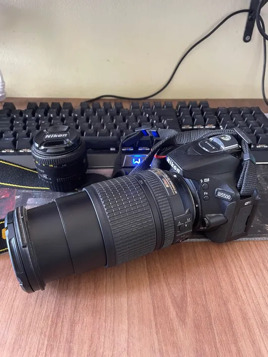 Câmera Nikon D5500 com duas lentes originais