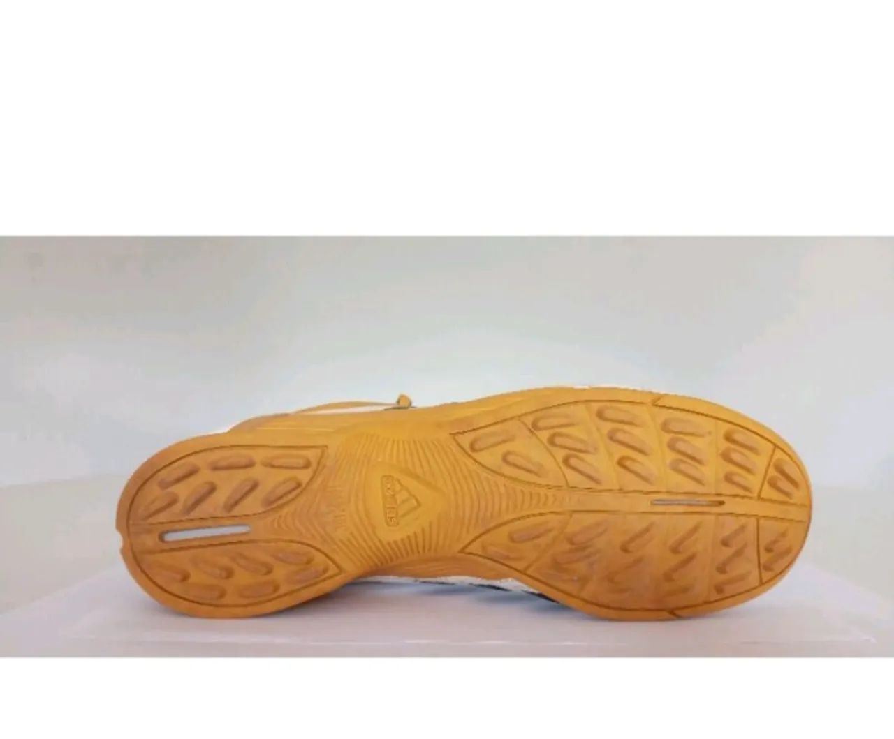 Chuteira Adidas - Foto 6