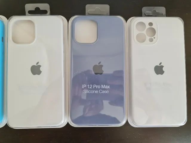 Capa Case Apple iPhone 12 13 14 15 Pro Max Aveludada Premium Totalmente Fechada - Foto 5