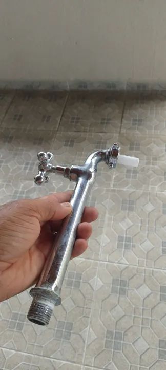 Vendo uma torneira de tanque longa  - Foto 5