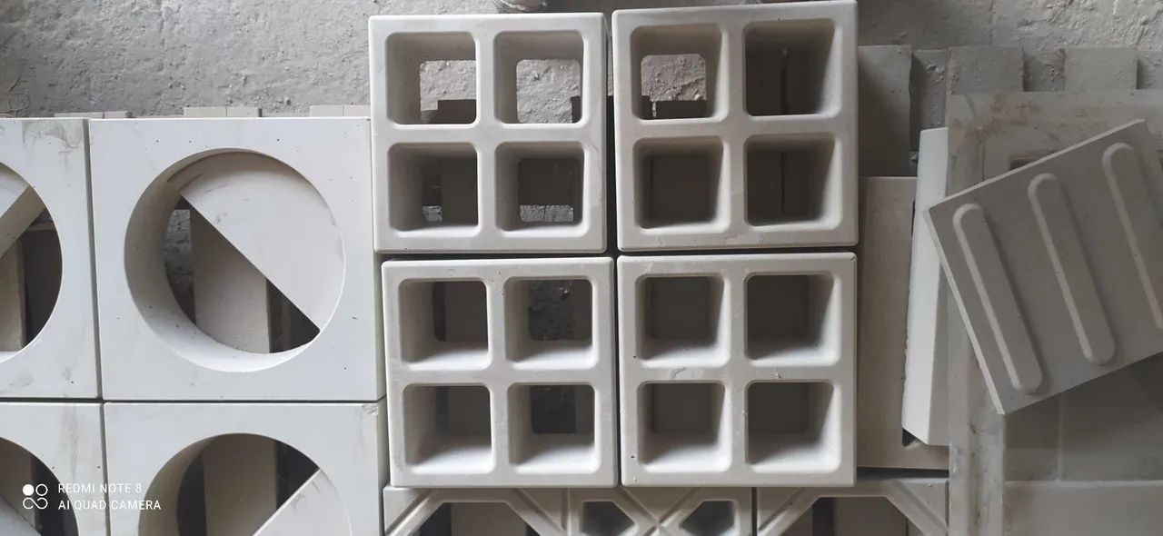 Cobogó 4 furos 24 x 24  - Foto 2